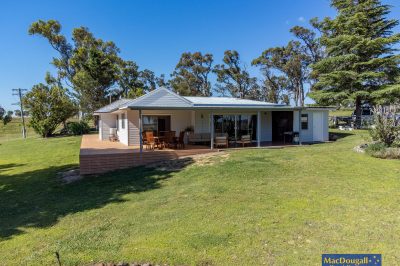 21 Blue Hole Road
