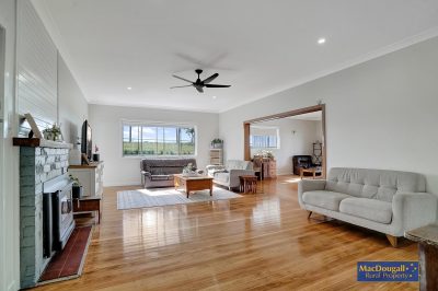 21 Blue Hole Road