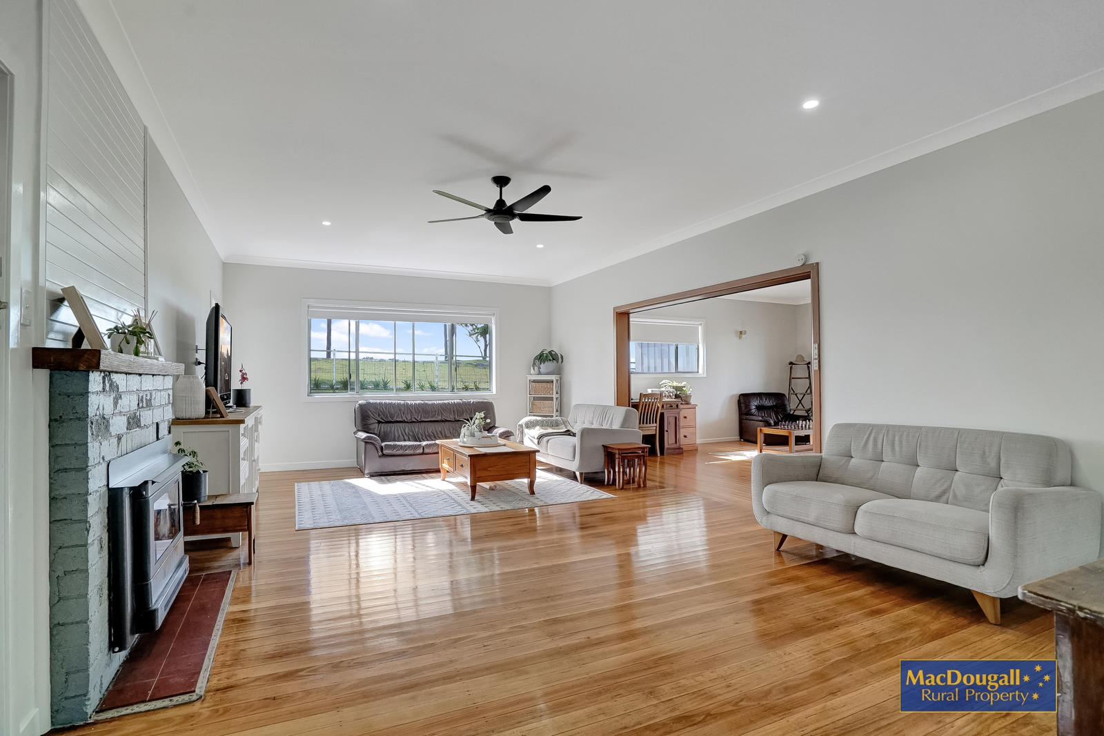21 Blue Hole Road