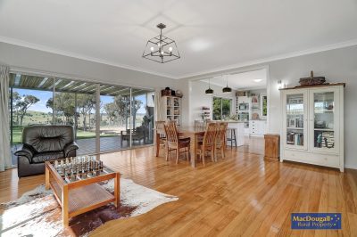 21 Blue Hole Road