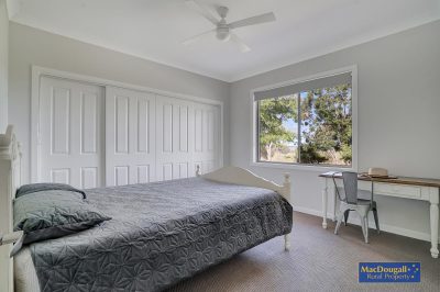 21 Blue Hole Road